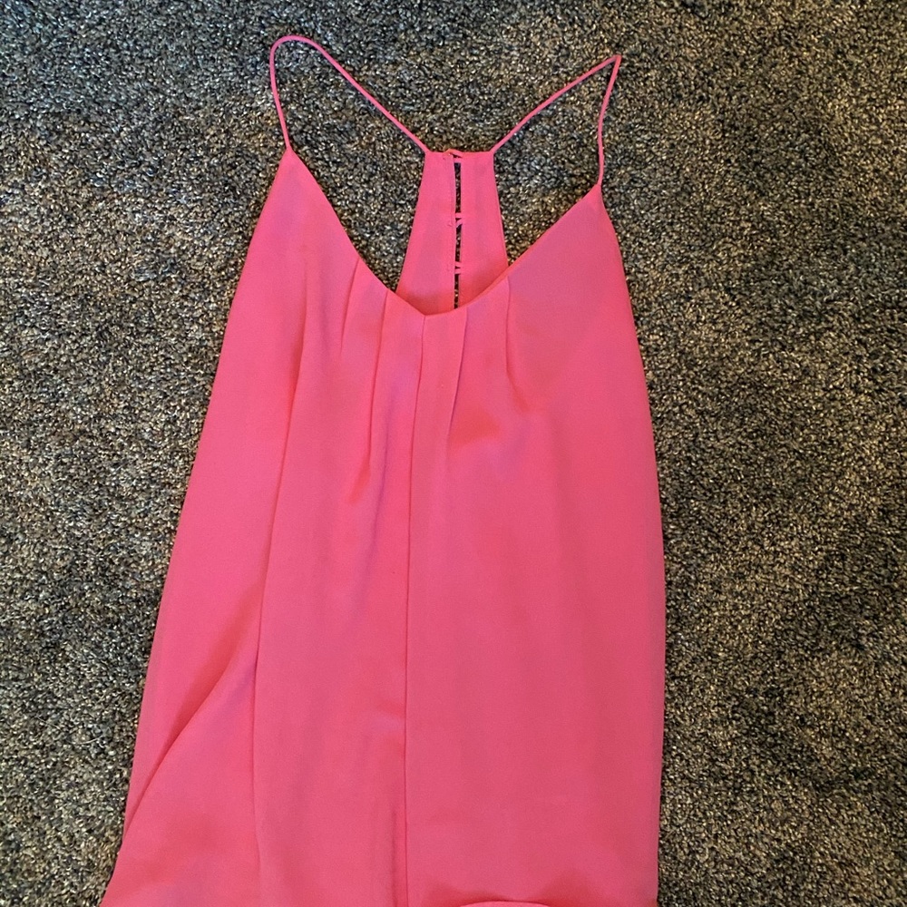 Button back tank top